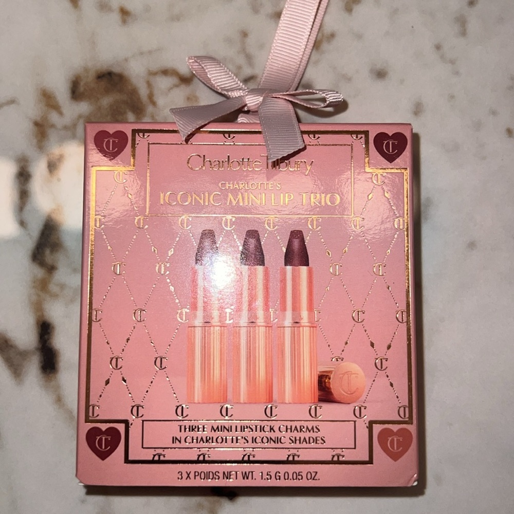 NIB Charlotte Tilbury Bundle - Beauty Light Wand and Iconic Mini Lip Trio - Picture 2 of 13